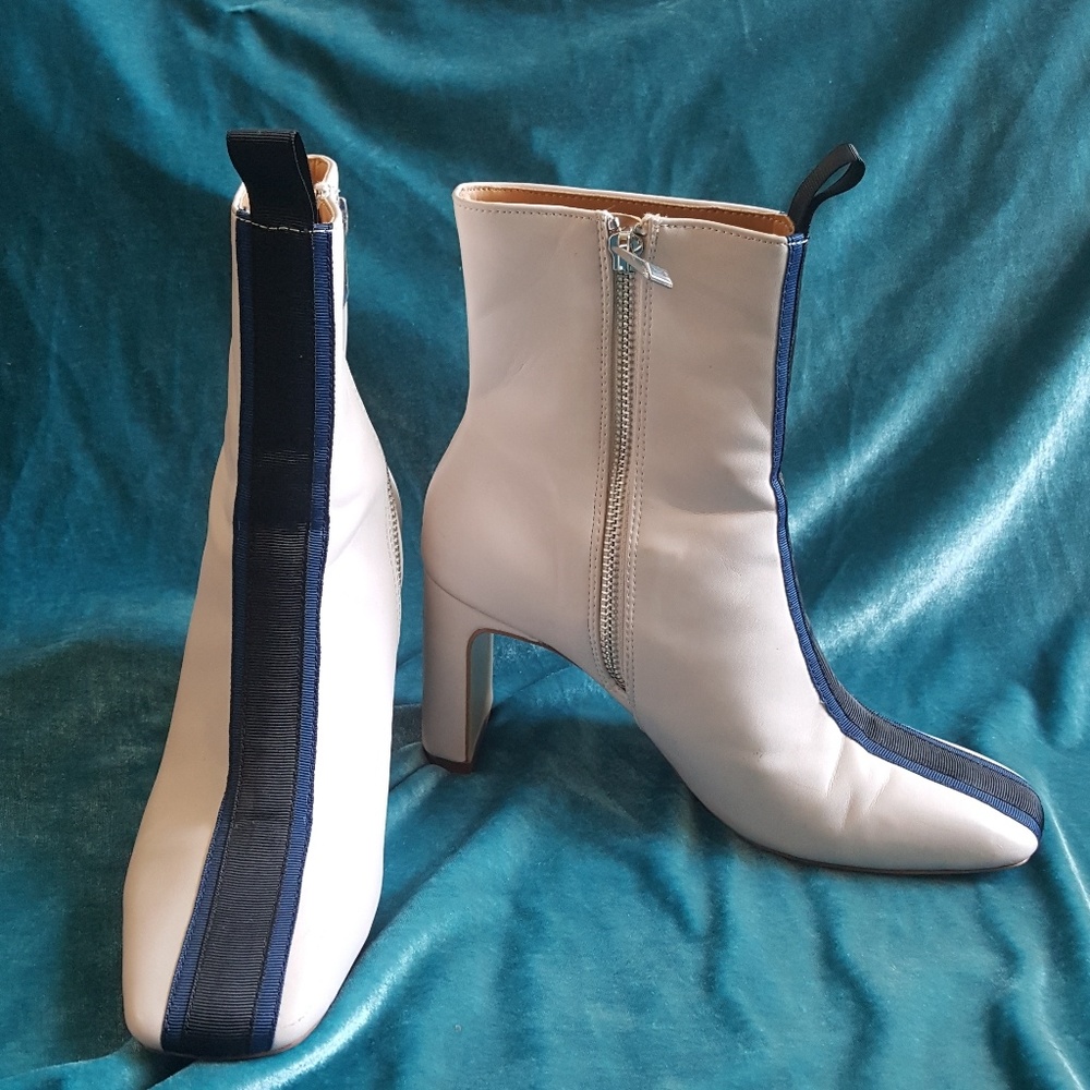 Zara peachy nude chunky heels booties